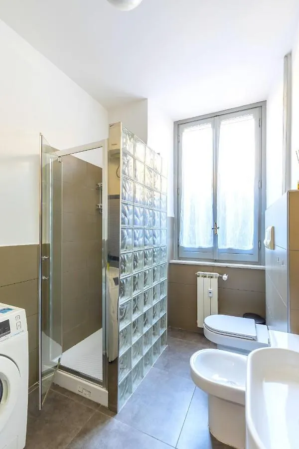 Hostly - Nicole Apartment Volturno- Full Rome Center